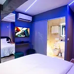 The Bubbles - Jacuzzi Rooms Tirana